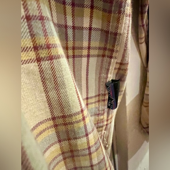 Patagonia Organic Cotton Long Sleeve Flannel Button-Up Shirt - XXL - Picture 2 of 4